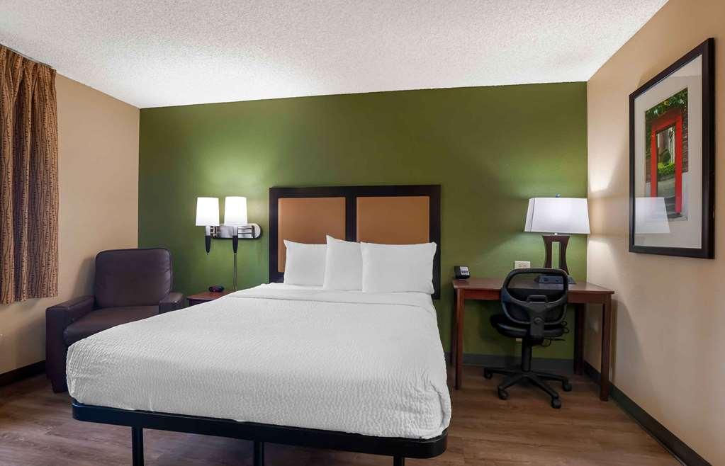 Extended Stay America Suites - San Diego - Hotel Circle Room photo